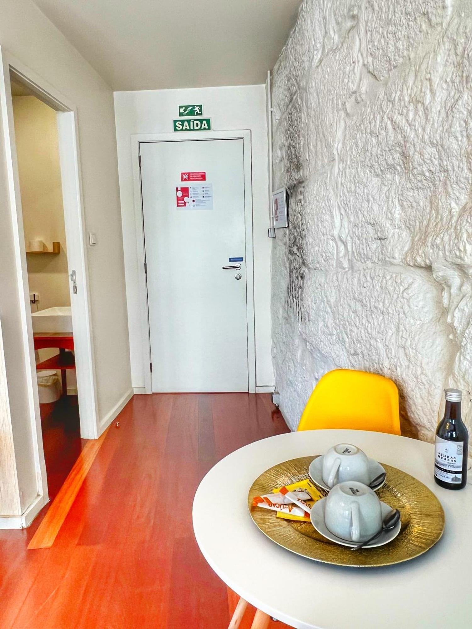 Sao Domingos Rooms Порту Экстерьер фото