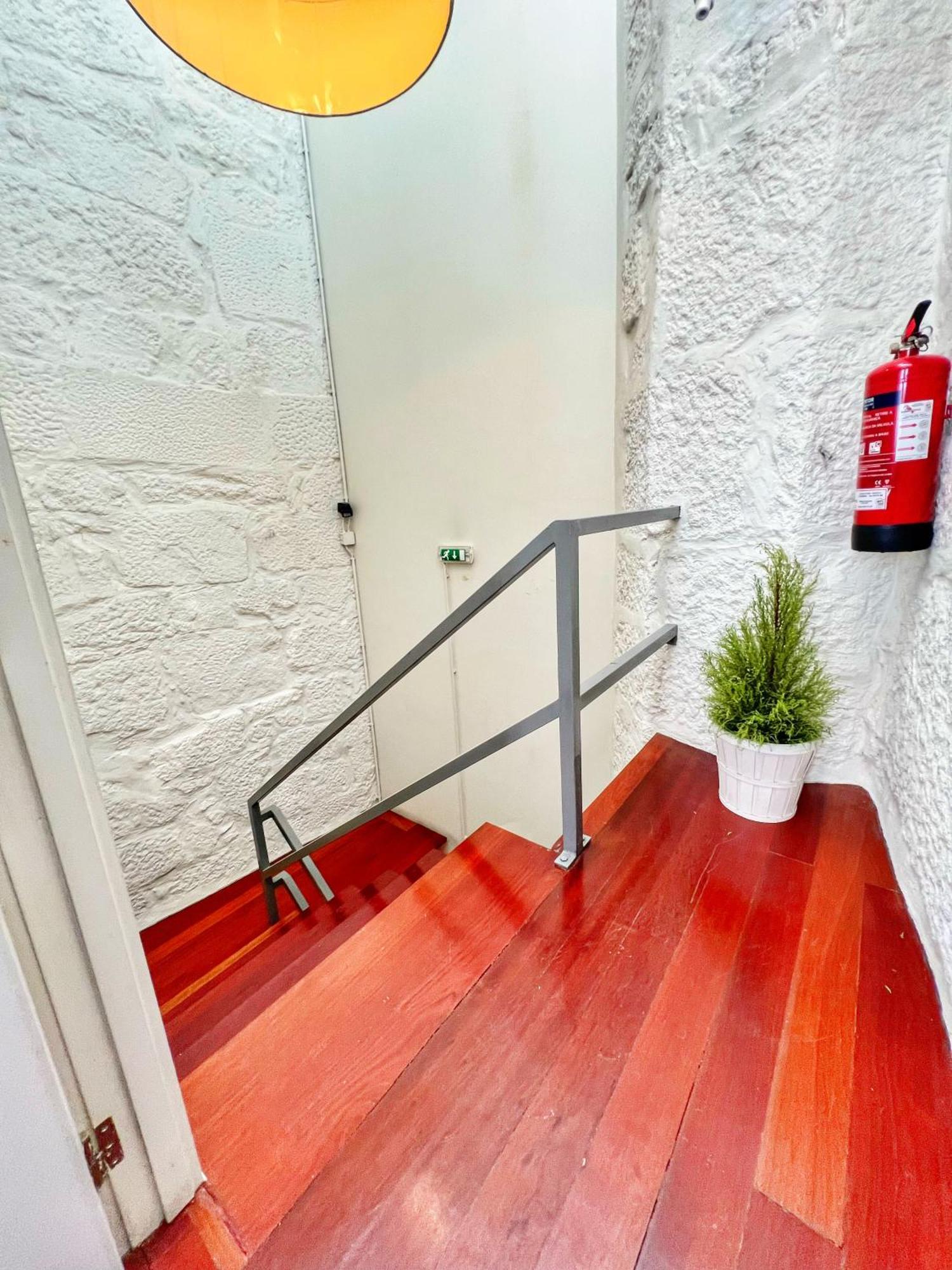 Sao Domingos Rooms Порту Экстерьер фото